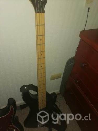 Bajo Eléctrico Kpok y Amplificador