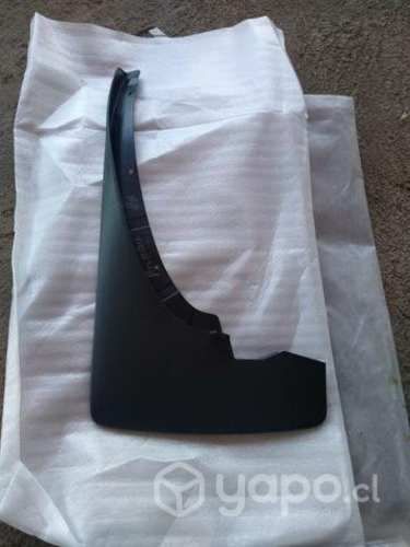 Guardafango delantero Nissan Navara