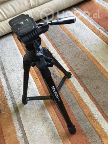 Trípode Soligor para clara fotográfica o vídeo