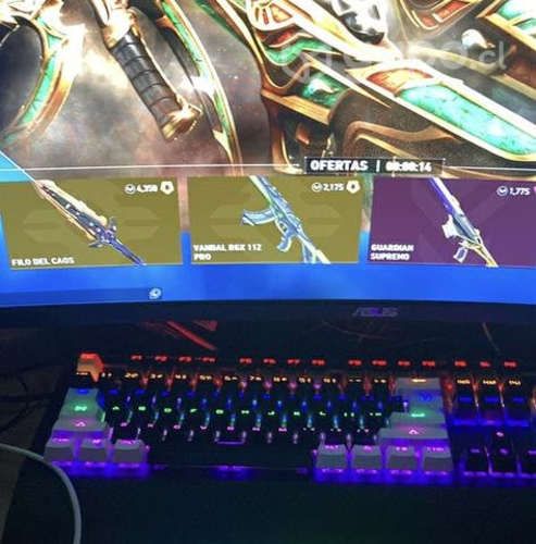 Teclado mecánico 100 por ciento y g203