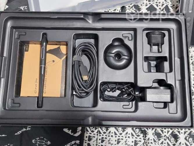 Tableta huion kamvas pro 13