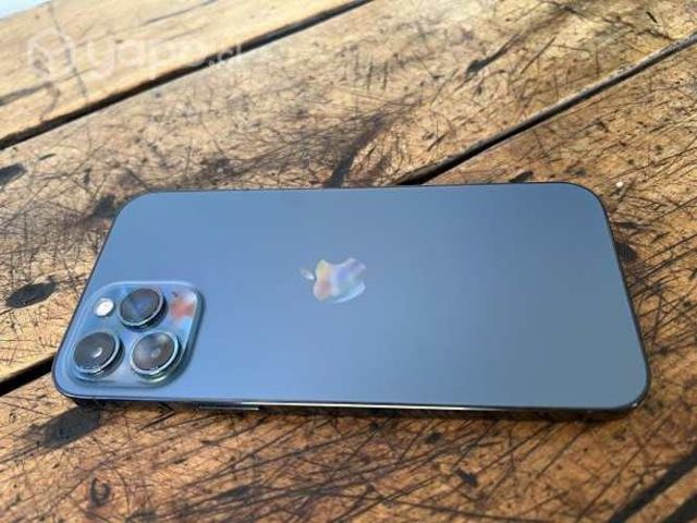 IPhone 12 Pro Max como nuevo