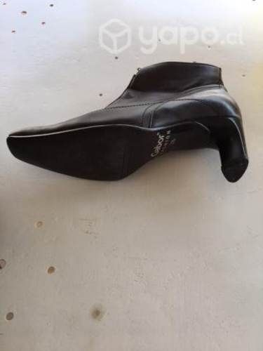 Botines cuero alemanes n°36 color café, metro Toba