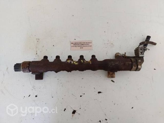 Riel Inyección Con Válvula Presión Combustible (TY