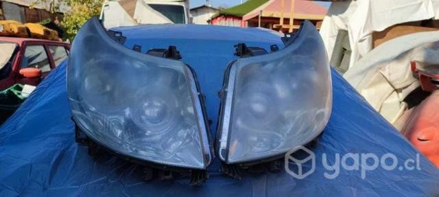 Focos de Peugeot boxer 2.2 año 2010