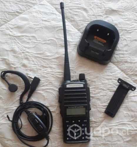 Radio Portátil Baofeng UV-82