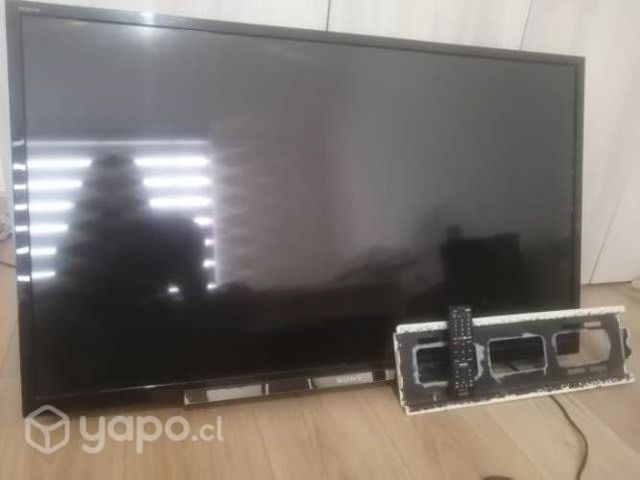 Televisor LCD SONY 42 ", MODELO KDL-42R505A