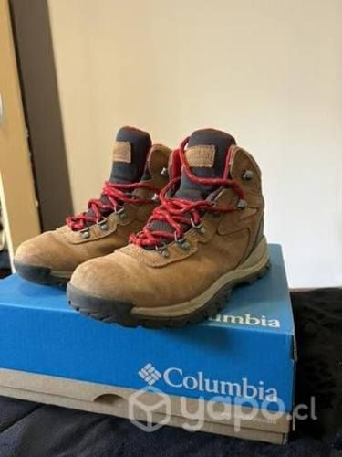 Equipamiento outdoor mujer como nuevo