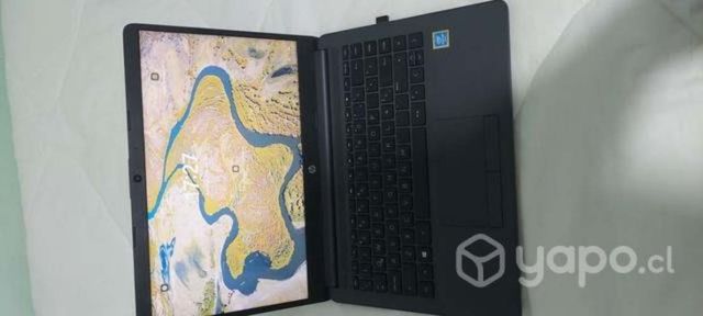Nootbook HP semi nuevo