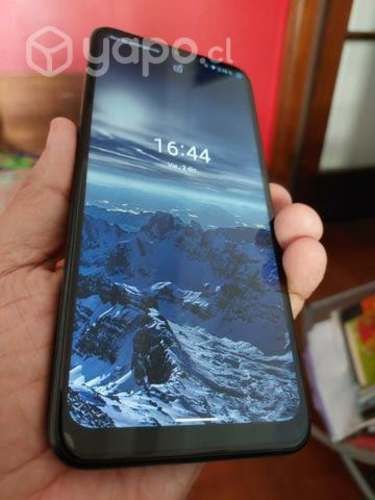 Nokia G21 4 GB 128 GB con sus accesorios sellados