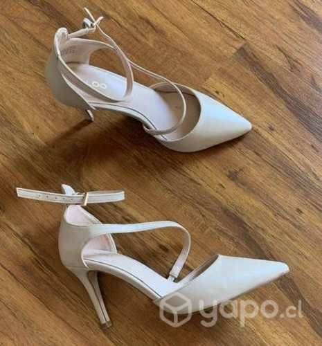 Zapatos / Chalas ALDO/