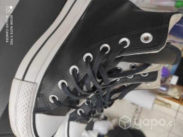 Converse negras plataforma cuero 2 usos