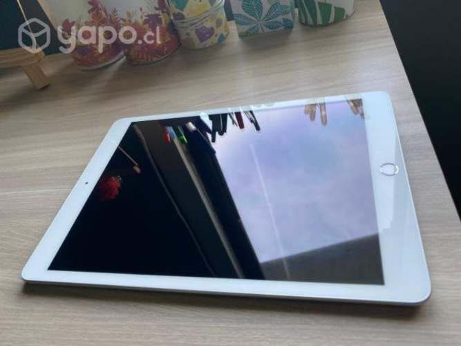 IPAD 10.3 (128 GB) Semi nuevo único dueño