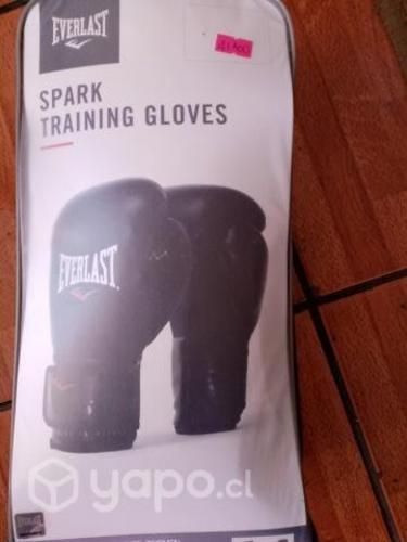 Nuevos guantes de boxeo
