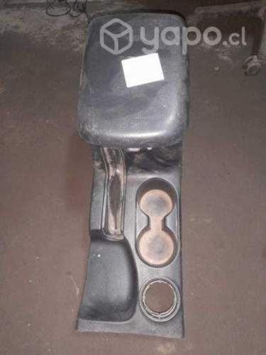 Consola mitsubishi katana 2017