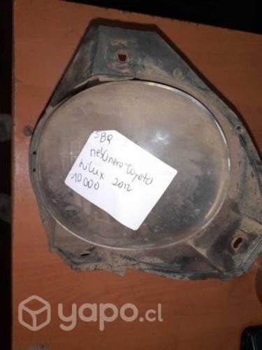 Neblinero toyota hilux 2012