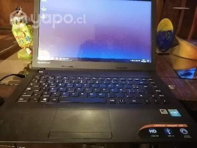 Notebook marca Lenovo,