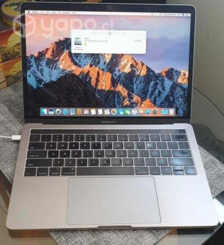 Macbook pro 13' 2016 512gb 8gb ram touchbar
