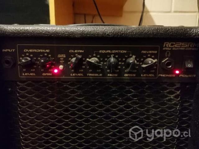 Amplificador 25w, reverb incorporado