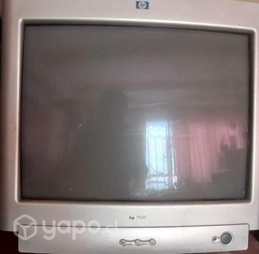 Monitor 17&quot; VGA a Tubo, funcionando