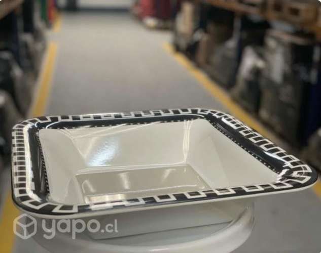 Fuente Pallete Cuadrada con diseño