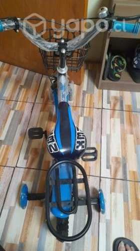 Triciclo infantil