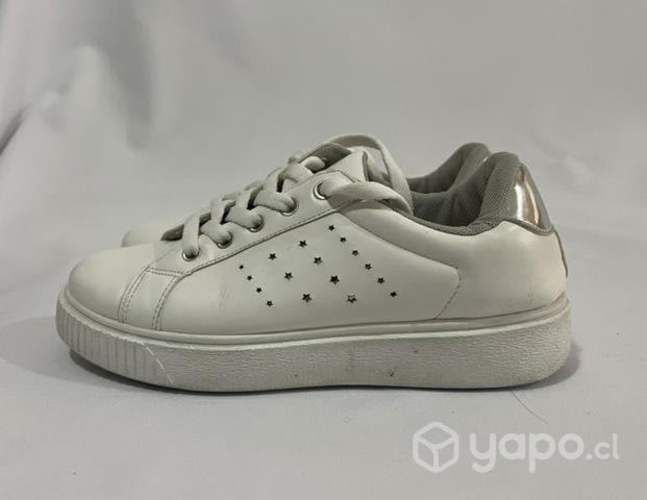 Zapatilla 100% Sintética Marca Agua De Coco N*39