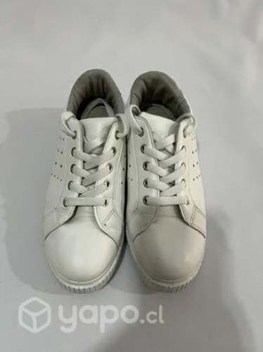 Zapatilla 100% Sintética Marca Agua De Coco N*39