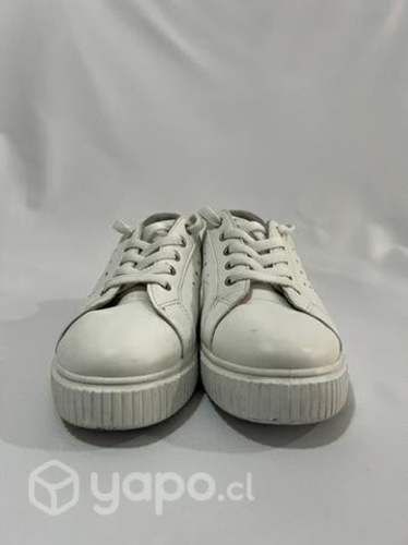 Zapatilla 100% Sintética Marca Agua De Coco N*39