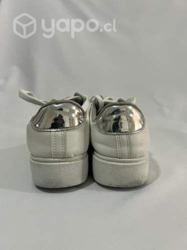 Zapatilla 100% Sintética Marca Agua De Coco N*39