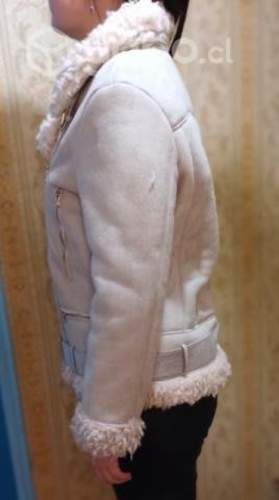 Chaqueta color nude estilo aviador