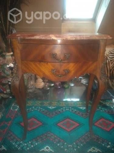 Velador Luis Xv Frances curvo mármol bronces