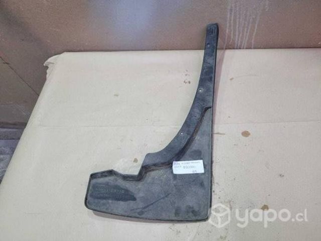 Aleta nissan navara 2013