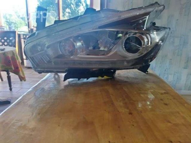 Foco para Nissan Murano año 2017