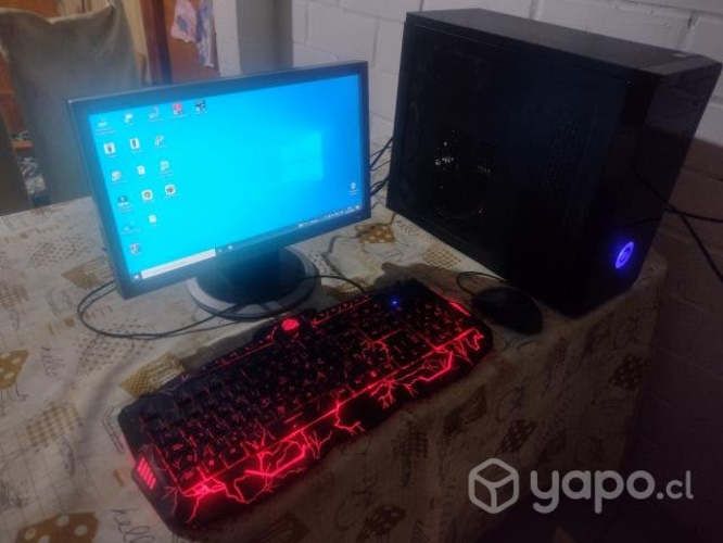 Pc de escritorio en exelente estado