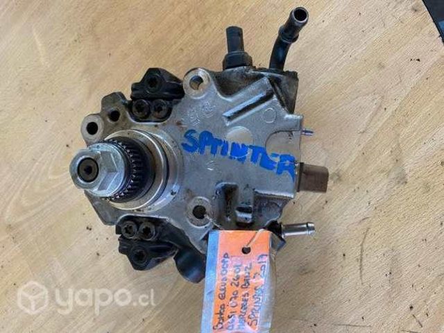 Bomba elevadora combustible A Mercedes B