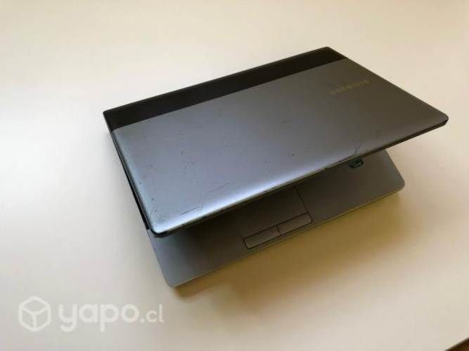 Samsung 6GB RAM, 500GB Almacenamiento