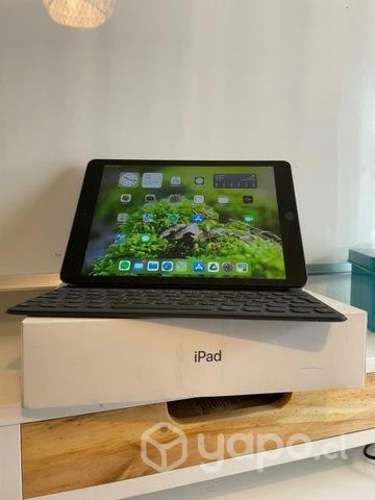 Ipad 7ma gen 32GB + teclado original