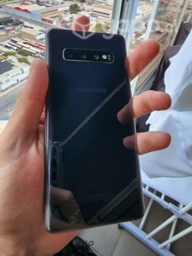 Celular Samsung S10 plus 128 Gb expandible