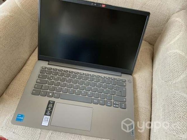 Computador Lenovo (nuevo, sin uso y en su caja)