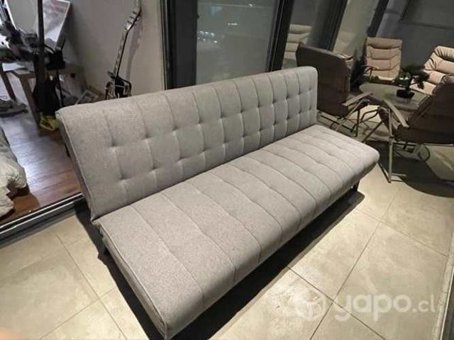 futón en bien estado