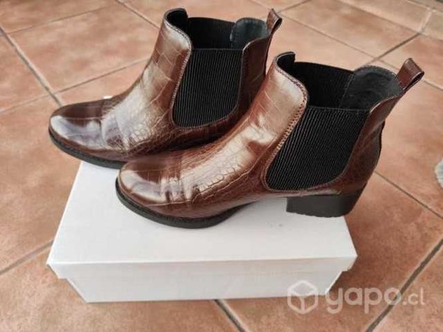 Botín talla 38