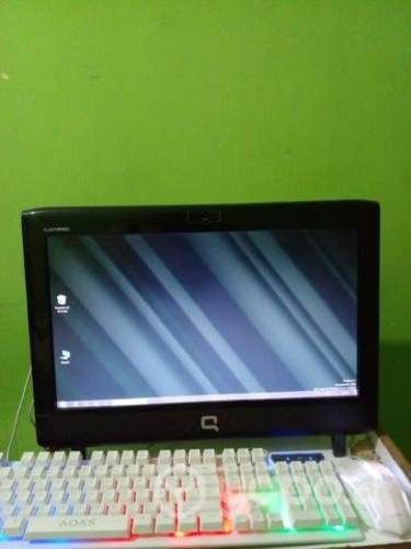 Computador de escritorio compact