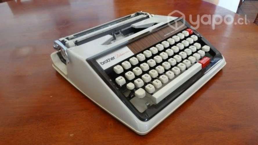 Maquina de escribir Brother deluxe 1350