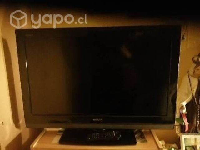 Tv. Sharp 32 P. con convertidor Smart Tv m/b