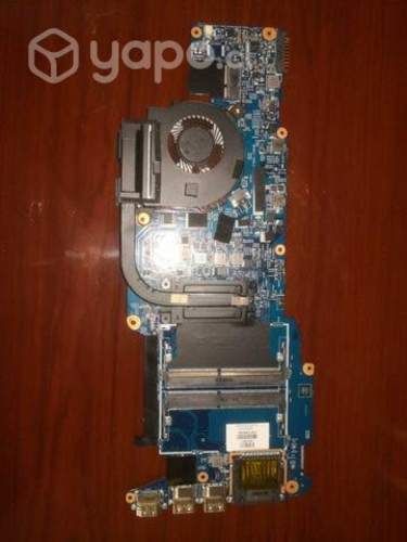 Placa madre hp modelo 13-U001LA i3 de 6