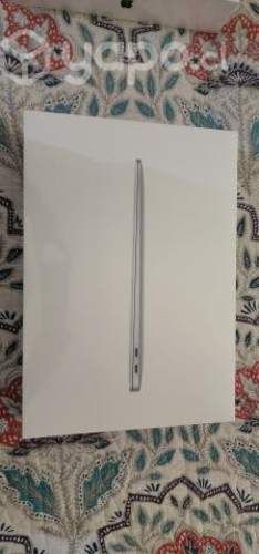 Macbook air en español nueva A2179