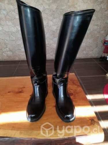 Botas chantilly