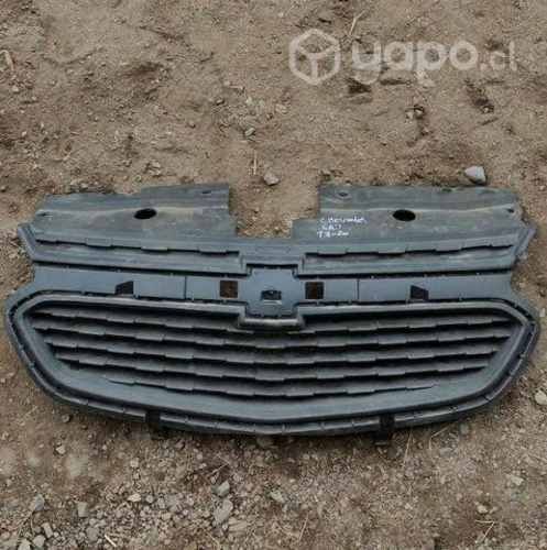 Máscara Chevrolet Sail 2018 negra