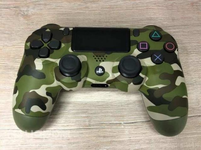 Control ps4 + funda camuflaje poco uso